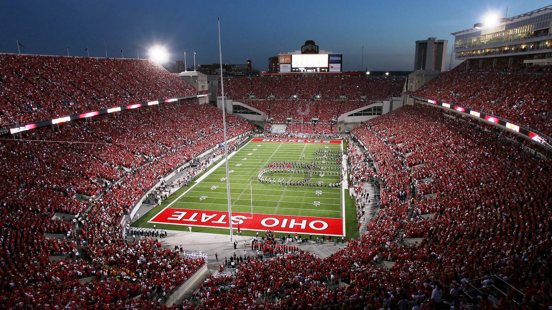 _无人机竞速赛:空中速度的全新体验_,无人机飞行比赛视频