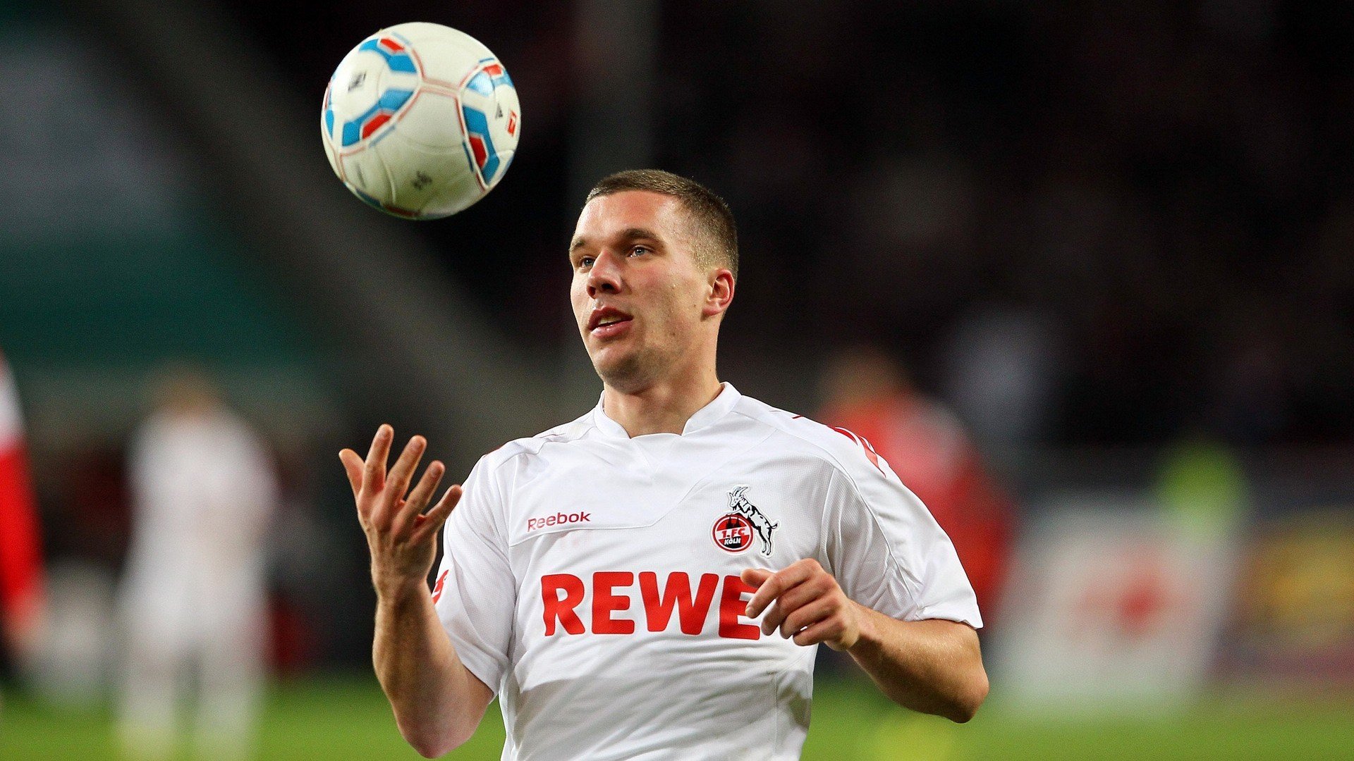 职业生涯新高度：明星球员的年度巅峰表现，职业球员巅峰年龄